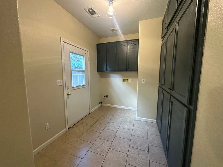 2351 N Buhach Rd — Photo 6