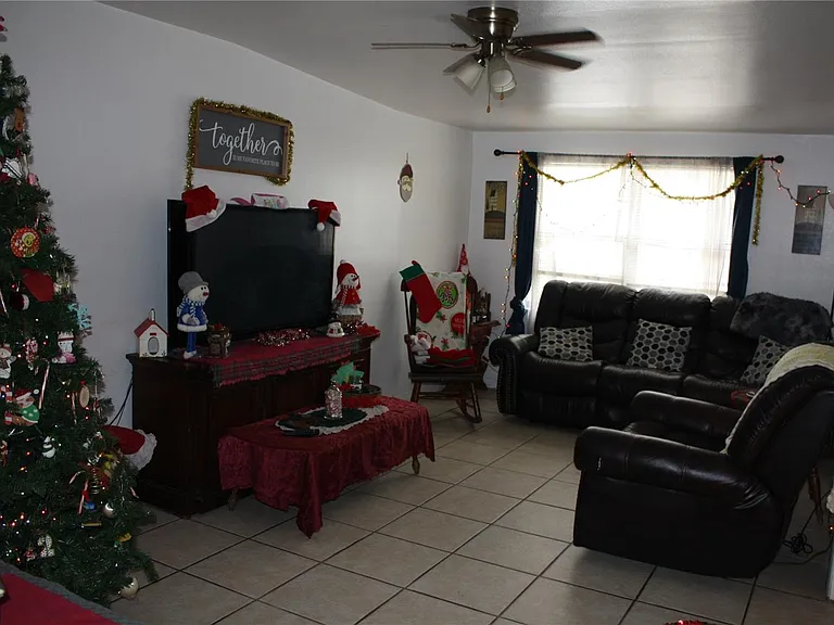 1311 Morningside Dr — Photo 9