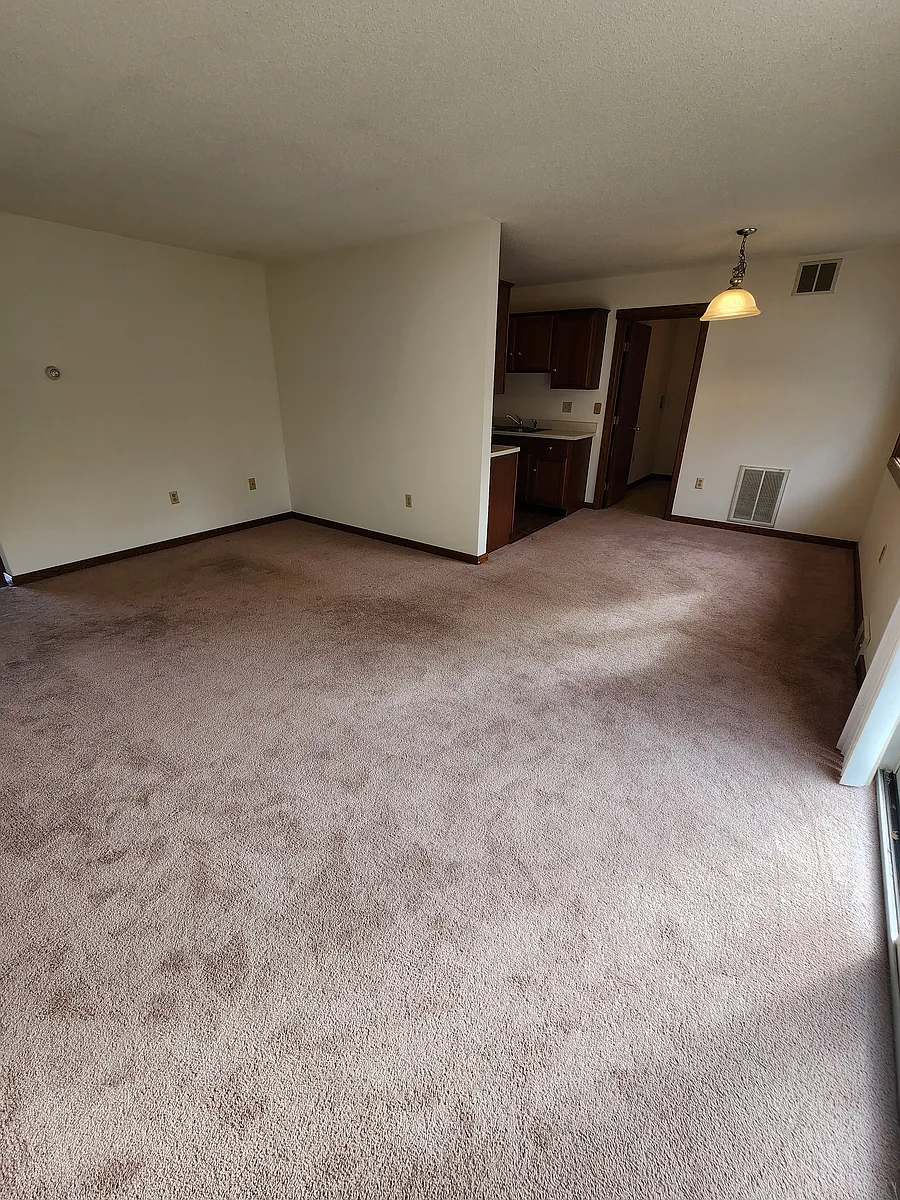 Building Photo - 5446 Cider Mill Rd #2F