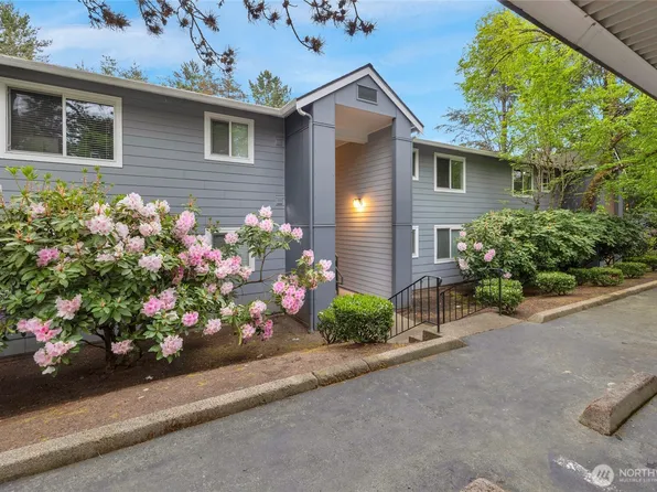 12642 100th Lane NE #E222, Kirkland, WA 98034