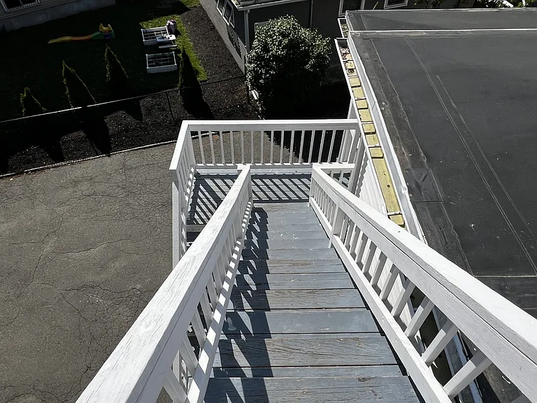 141 Maple St #3 — Photo 13