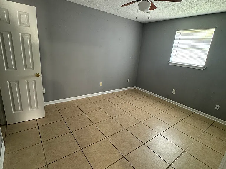 2810 Daniel Dr — Photo 15