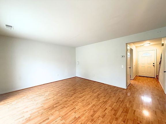 3rd image of 6315 Prince Way