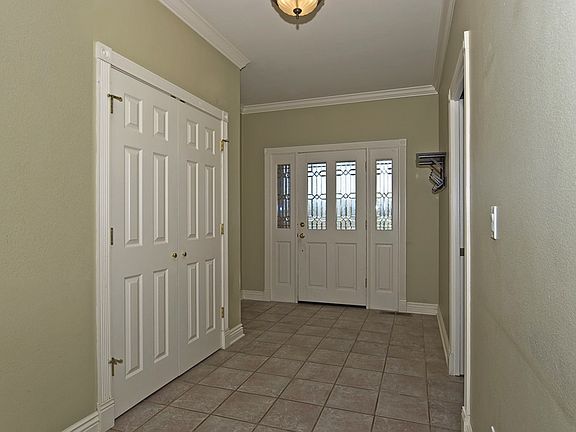 4th image of 522 Green Acres Dr