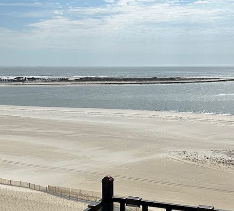 5th image of 122 Beach 26th St #1135