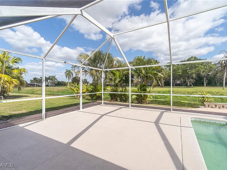 1411 Whiskey Creek Dr — Photo 27
