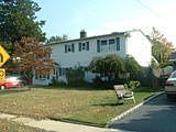 37 Mist Ln Westbury New York