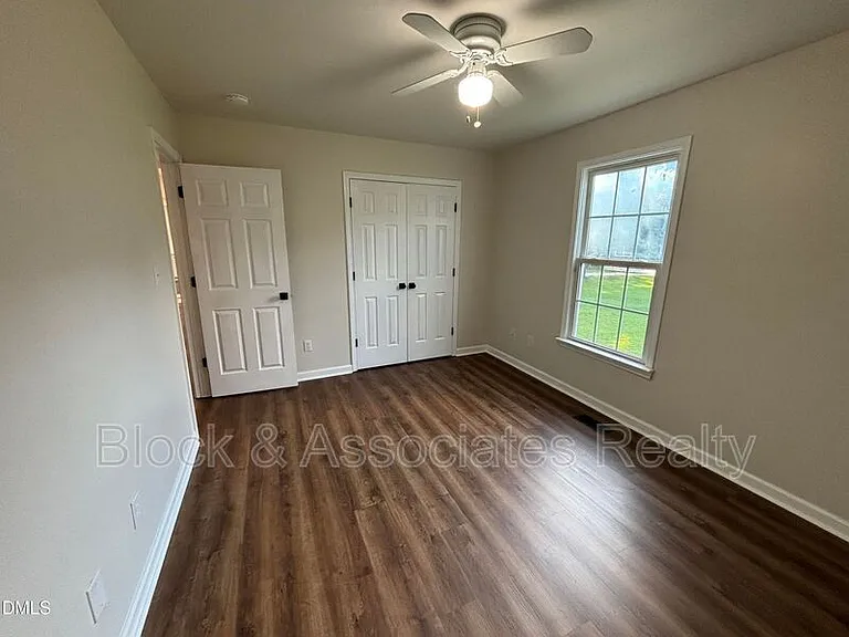 170 Devin Dr — Photo 56