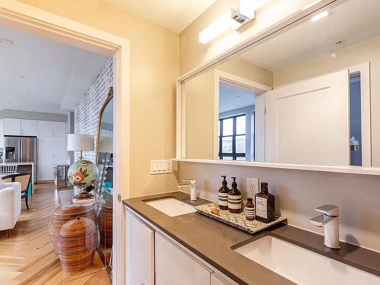 1345 K St SE #407 — Photo 16