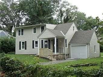 1st image of 3032 S 9th St