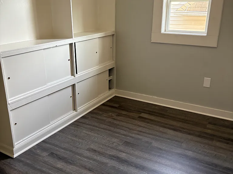403 S McKinley Ave — Photo 16