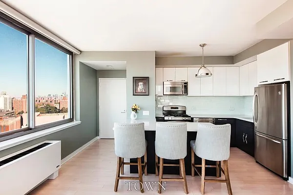 Sold by Town Residential | media 2