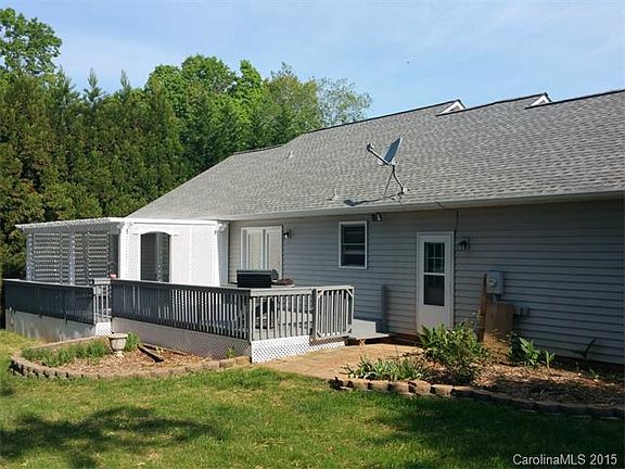 5th image of 137 Antler Dr