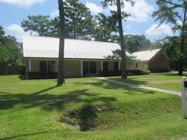 265 Kings Row, Lumberton, TX 77657