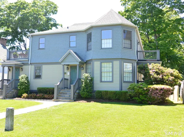 83 South Ave APT E, New Canaan, CT 06840