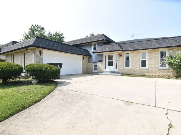 18942 Sharon Ct, Lansing, IL 60438