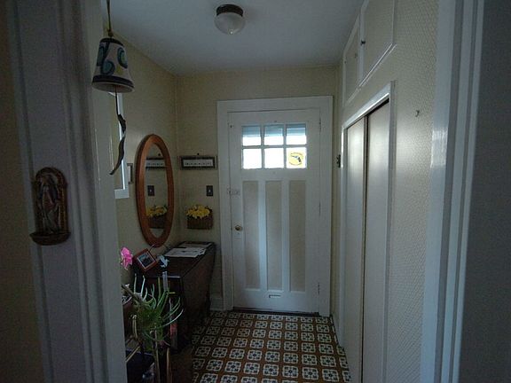 Entry Foyer