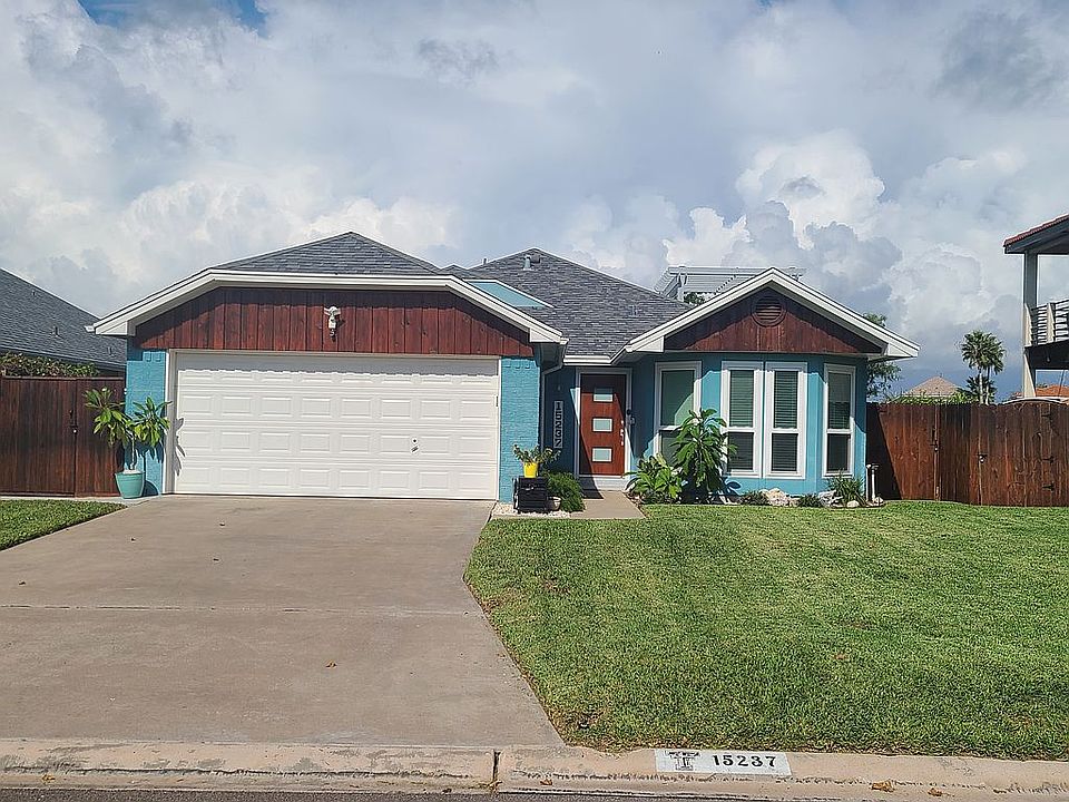 1st image of 15237 Caravel Dr