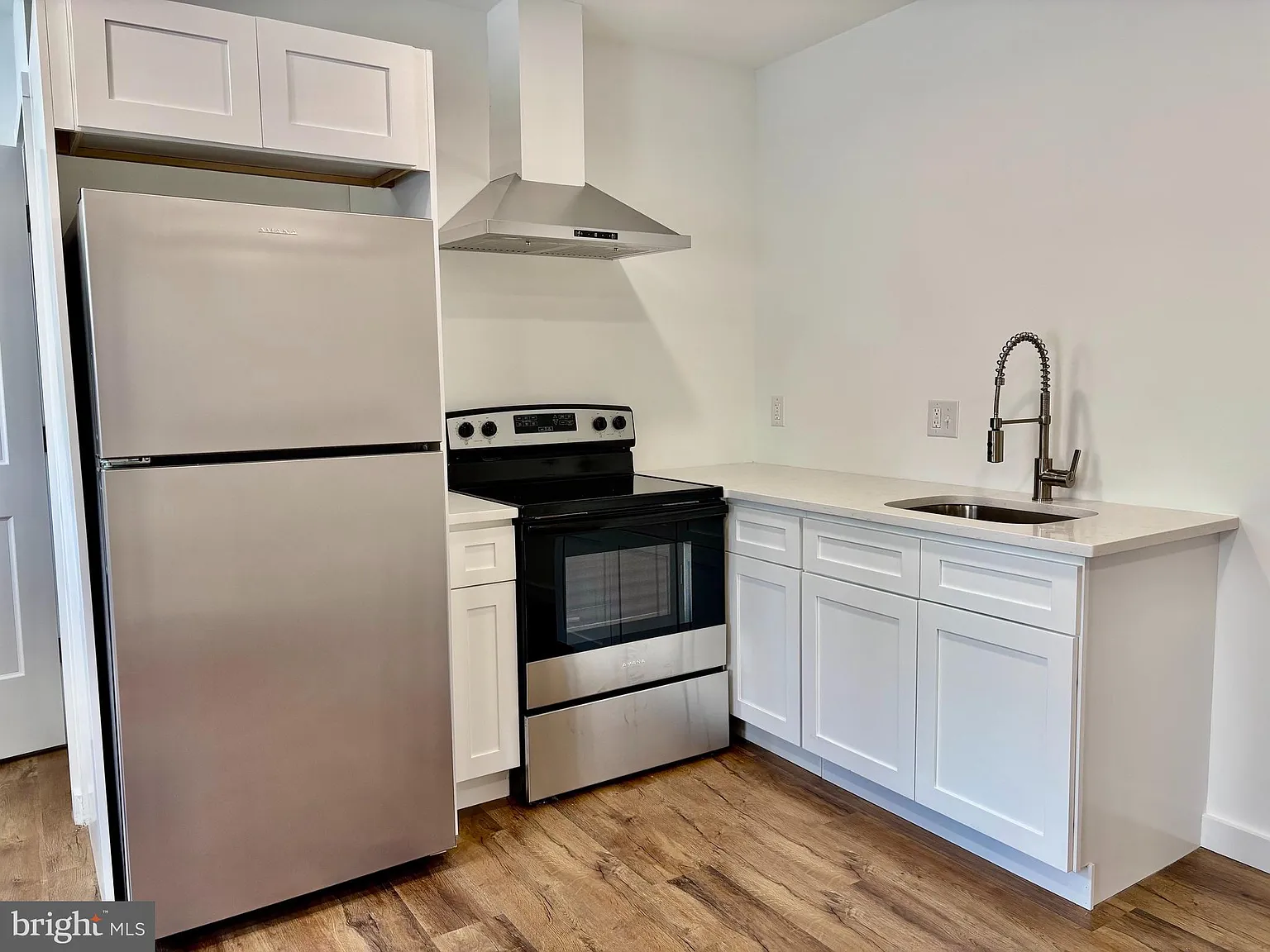 2 bed, 1444 sqft, $1,300 — Photo 2