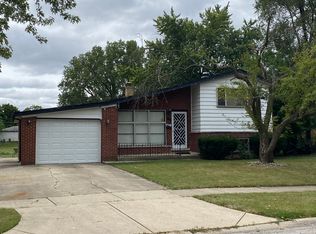 103 W Rozanne Dr, Addison, IL 60101