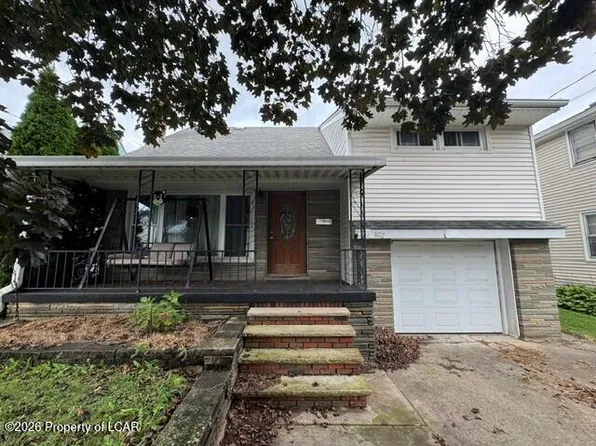 802 Floralon Dr, Kingston, PA 18704