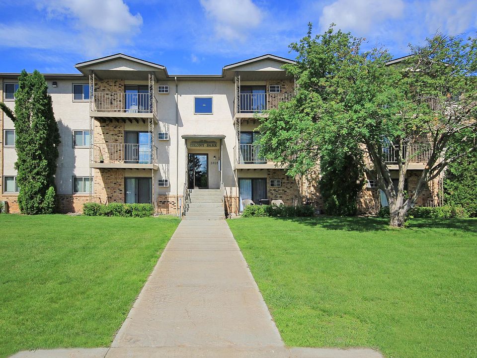 COLONY PARK APARTMENTS