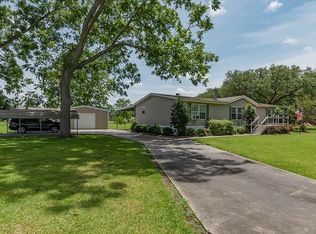 1137 Cormier Rd, Breaux Bridge, LA 70517