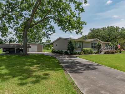 1137 Cormier Rd, Breaux Bridge, LA, 70517