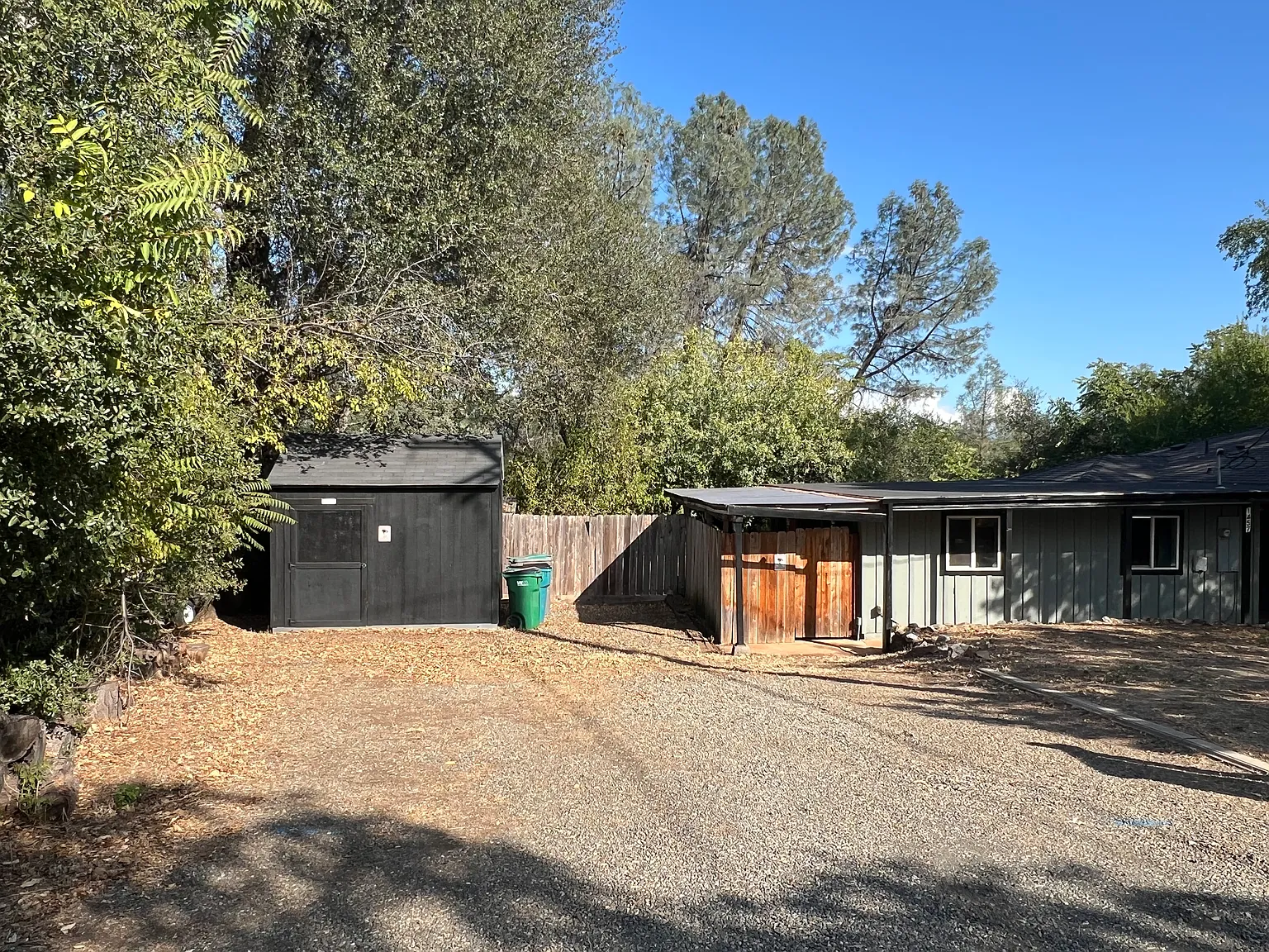3 bed, 1306 sqft, $2,200 — Photo 3