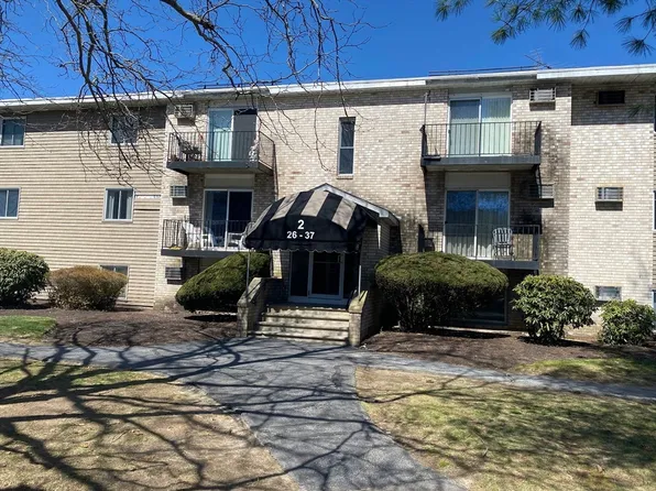 440 North Ave APT 37, Haverhill, MA 01830