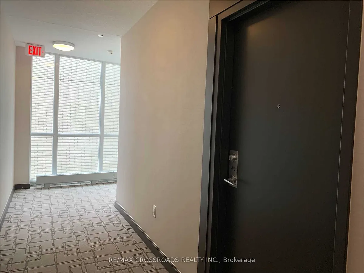 Building Photo - 62 Forest Manor Rd #412