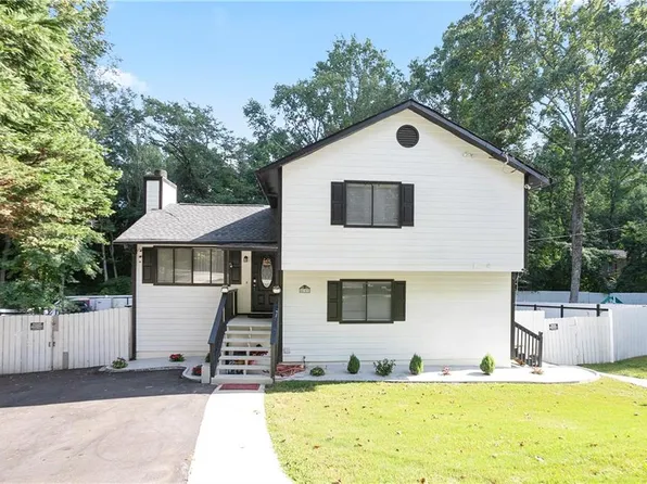 4787 Greenway Rd, Norcross, GA 30071