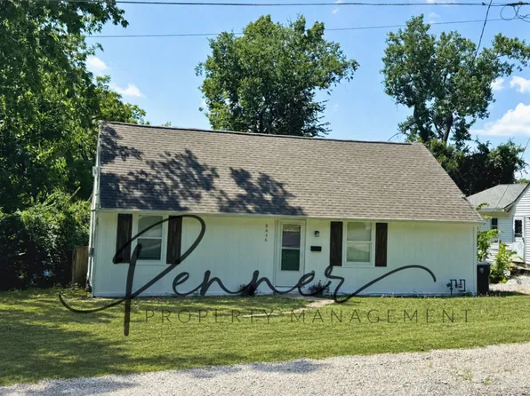 8446 Oak St, Kansas City, MO 64114