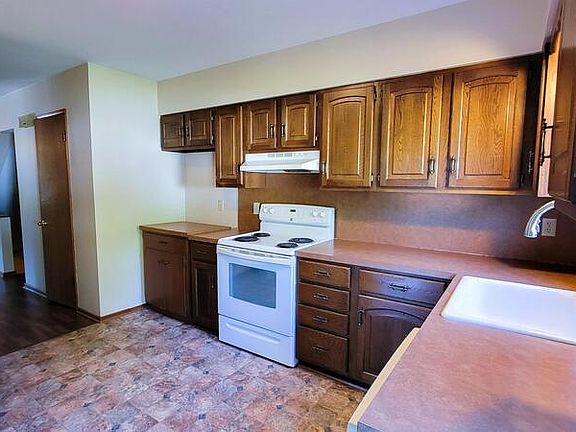 5th image of 3104 Tulane Pl #B
