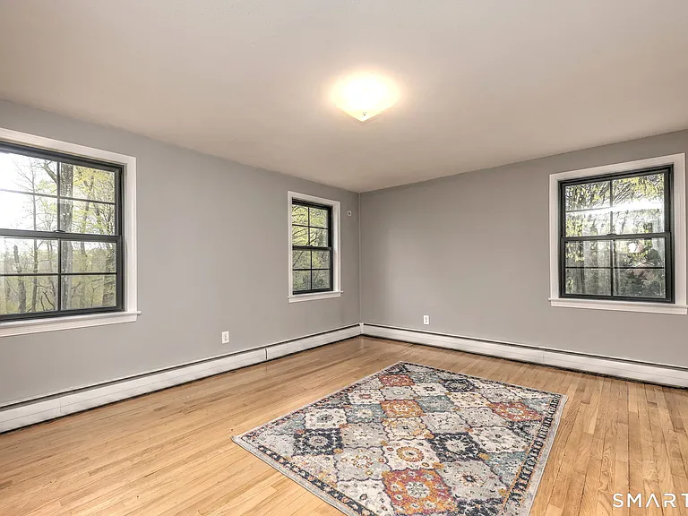 79 Meadow Wood Rd — Photo 16