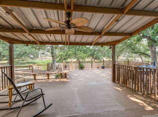 150 Black Jack Rd, La Vernia, TX 78121