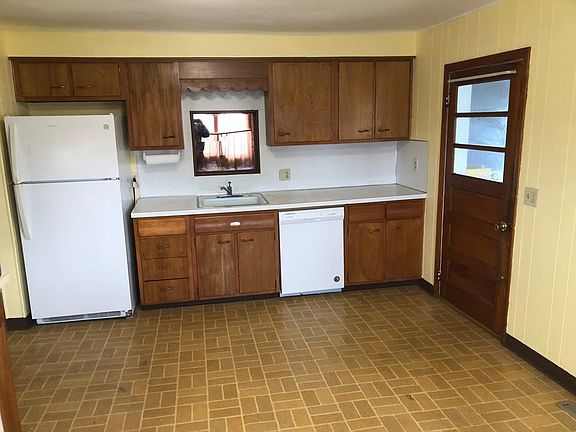 Refrigerator/freezer, dishwasher