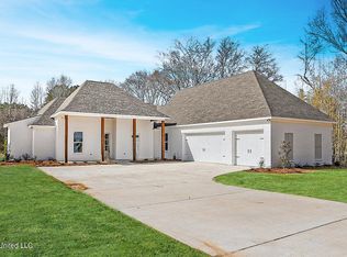 150 Harrell Rd, Pelahatchie, MS 39145