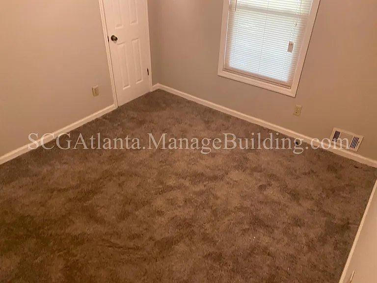 335 Edna Dr — Photo 13