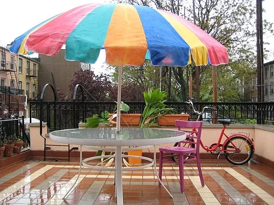 Rented by Brooklyn Bridge | media 22