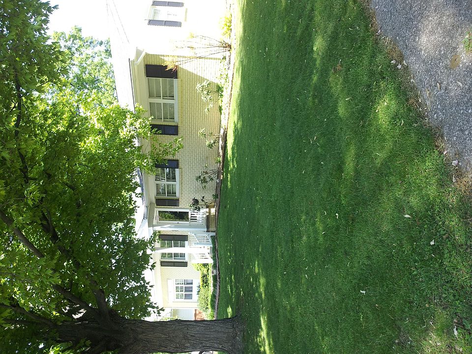 1st image of 3121 Lewis Ln