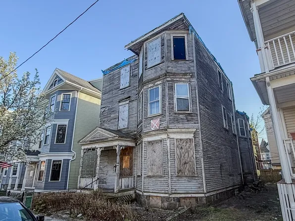 73 Romsey St, Dorchester, MA 02125