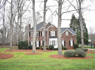 8051 Weddington Downs Dr, Matthews, NC 28104