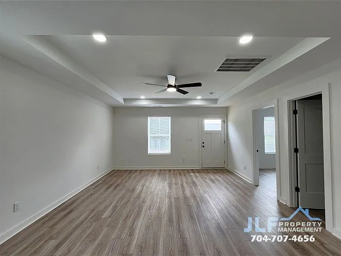 2 bed, 2.0 bath, 840 sqft, $1,395 — Photo 3