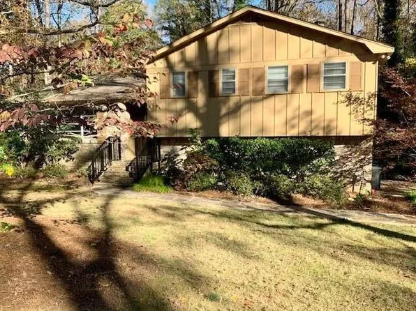 3551 Valley Cir, Birmingham, AL 35243