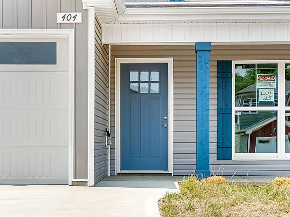 3rd image of 404 Hillside Dr Lot 25