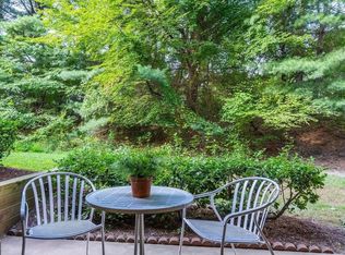 1422 Northgate Sq UNIT 2A, Reston, VA 20190