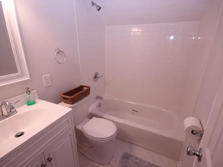 321 Bergen Tpke #A — Photo 4