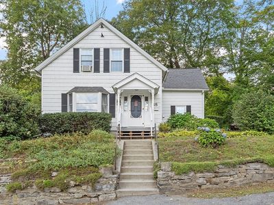 18 Brown St, Leicester, MA, 01524