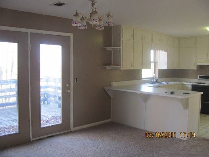 2nd image of 2873 Shady Lane Dr